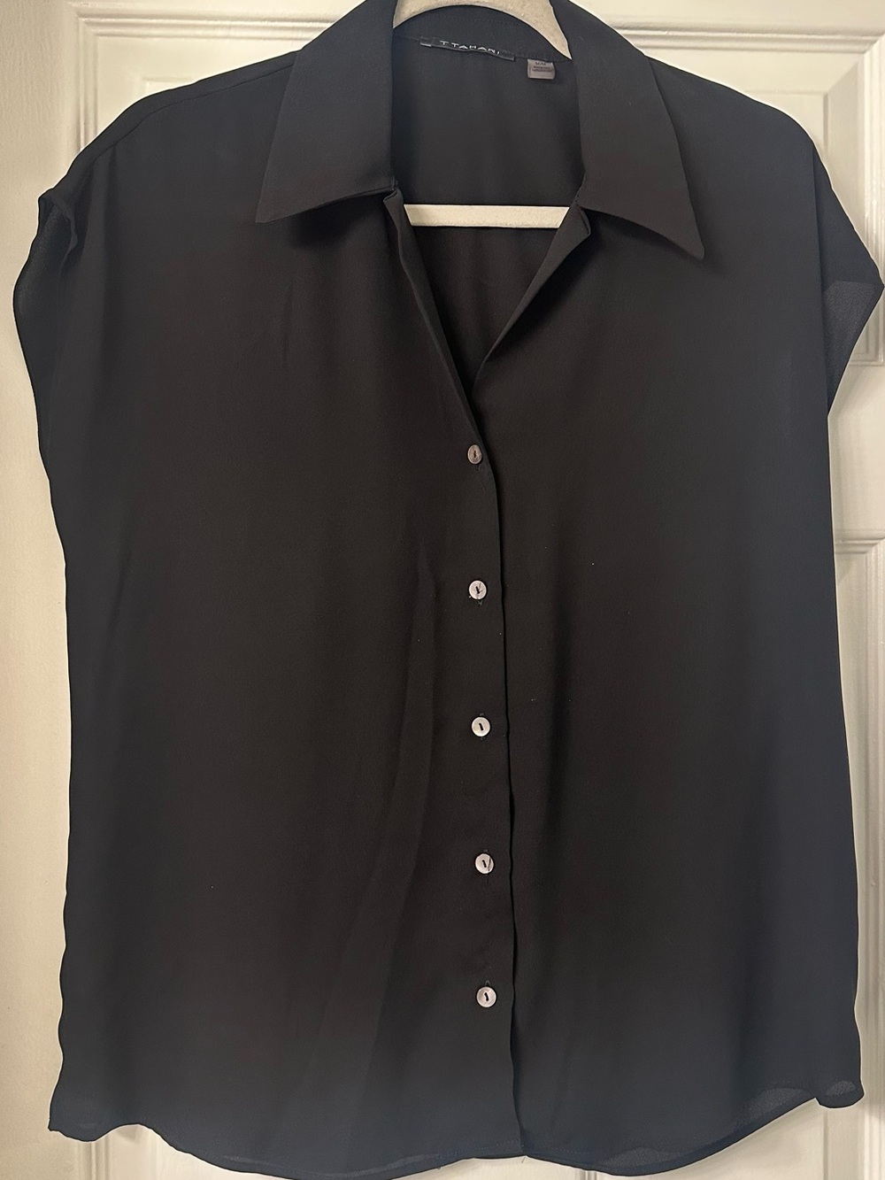 Tahari Black Sleeveless Button-Front Blouse